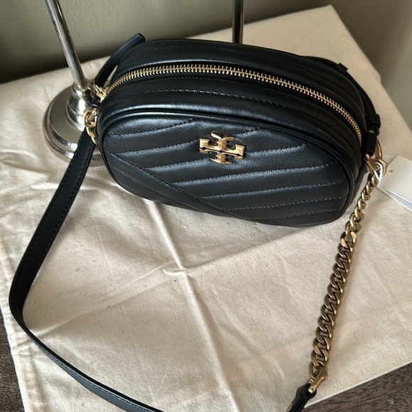 Tory Burch small Chevron Crossbody - Picture 3 of 8